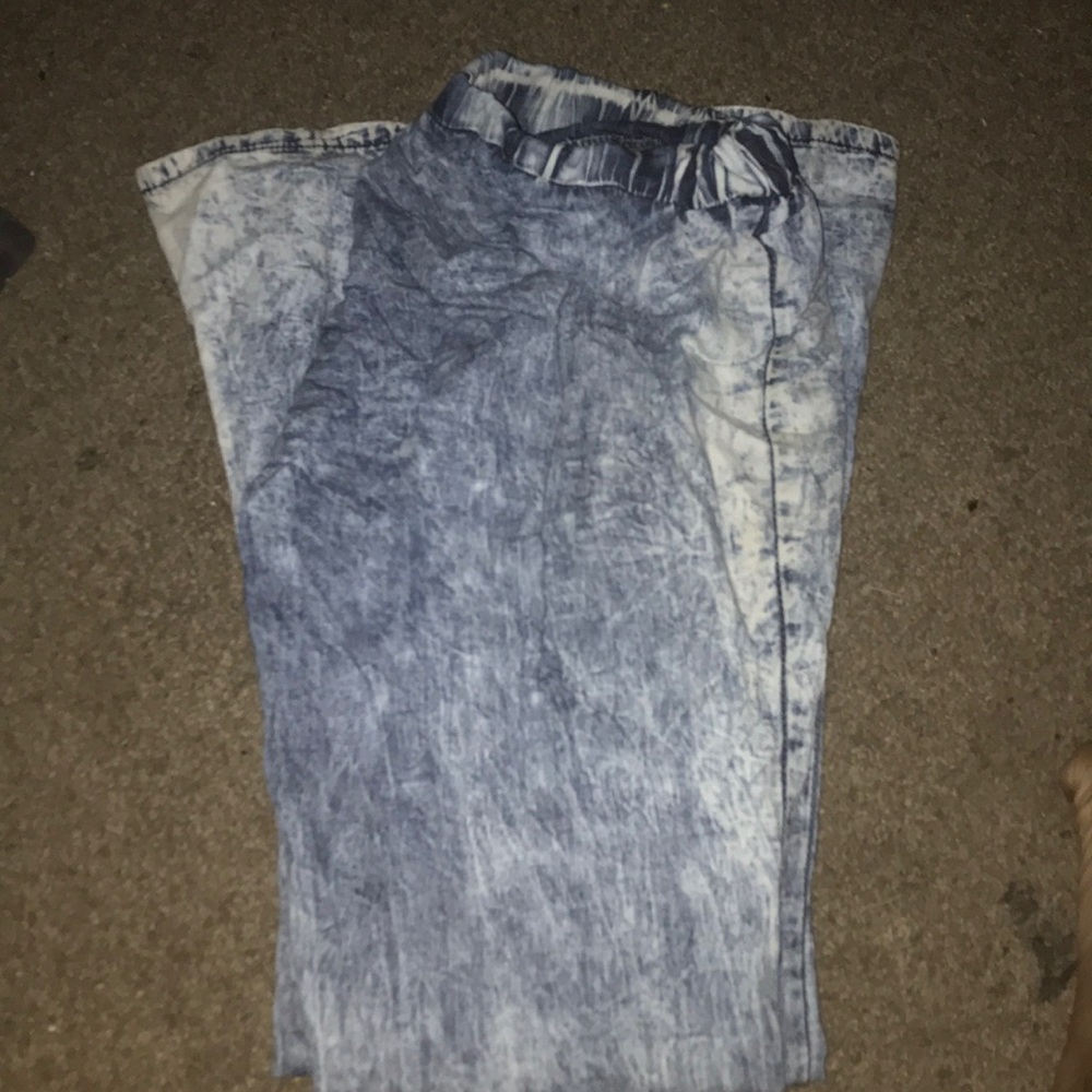 Bell bottom pants